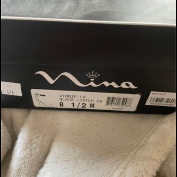 Macys Nina heels - Picture 3 of 3